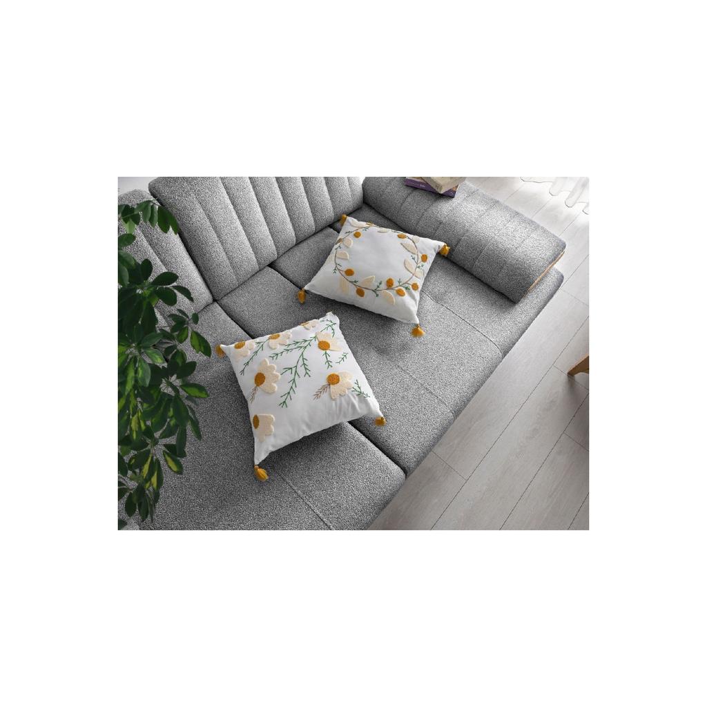 2 чехла на подушку с вышивкой из белой ткани