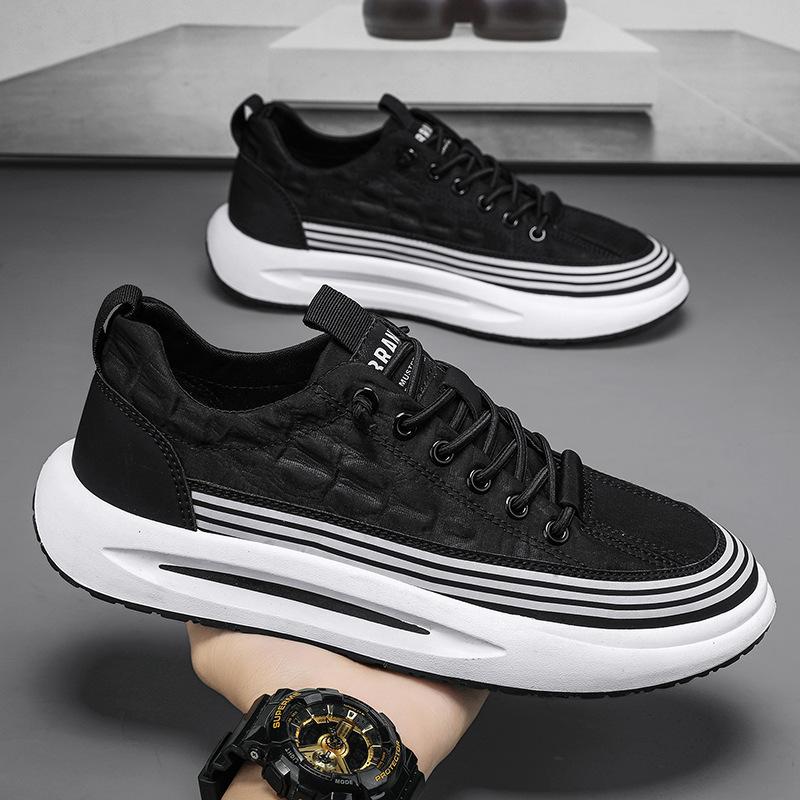 Spring New Men's Shoes Soft Sole Versatile Trend Casual Shoes Platform Sports Shoes Men's Ice Silk Cloth Fashion Board Shoes Men's Shoes