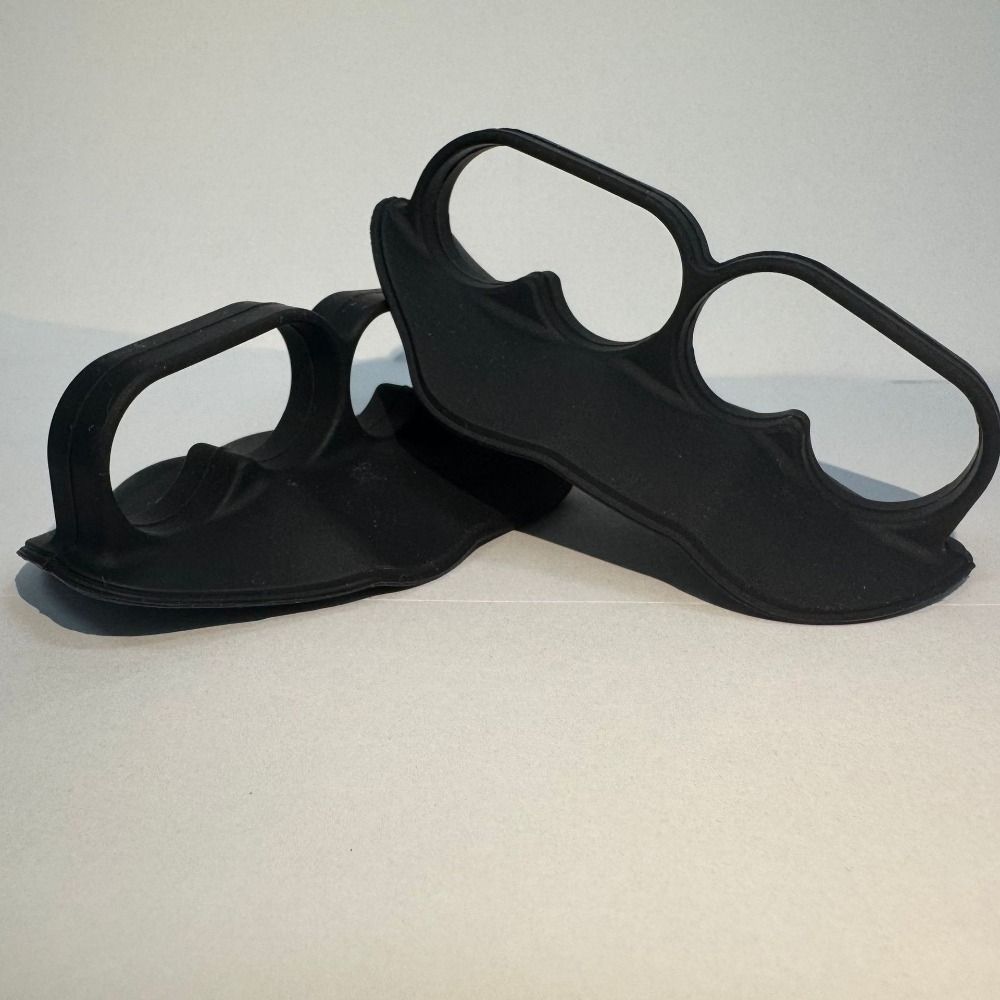 1 Pair Anti-slip Grip Strength Trainer Double Hole Training Hand Guard  Men Women