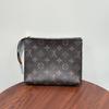 [Б/У] Poche Toilette 19 Классическая Monogram Универсальная Портативная Холщовая Сумка-косметичка Клатч - Очень Хорошее Состояние #NSJJEG