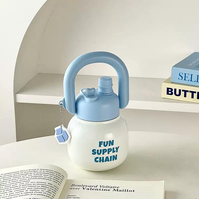 «Большой вместительный портативный термос из нержавеющей стали с трубочкой для чая — стильный и простой дизайн для студентов и девушек»