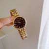 New Retro-Style Burgundy Dial Small Round Women'S Watch, Fashionable And Trendy Quartz Women'S Watch New Style Women'S Gift.