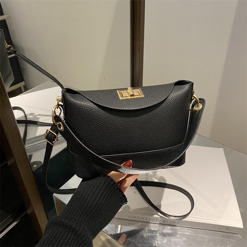 High Value Design Bag Women'S Foreign Style Fashion Bucket Bag Versatile Shoulder Messenger Bag