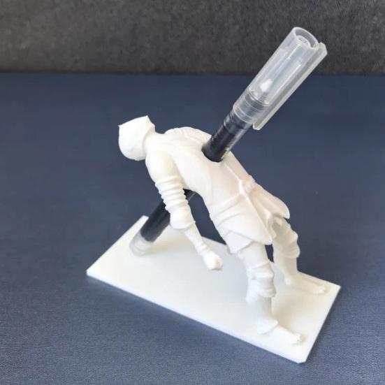 Подставка для ручек "Ассасин" 3D-печать Креативный настольный органайзер со стрелой Забавная новая подставка для ручек для офиса школы Уникальный декор для рабочего стола