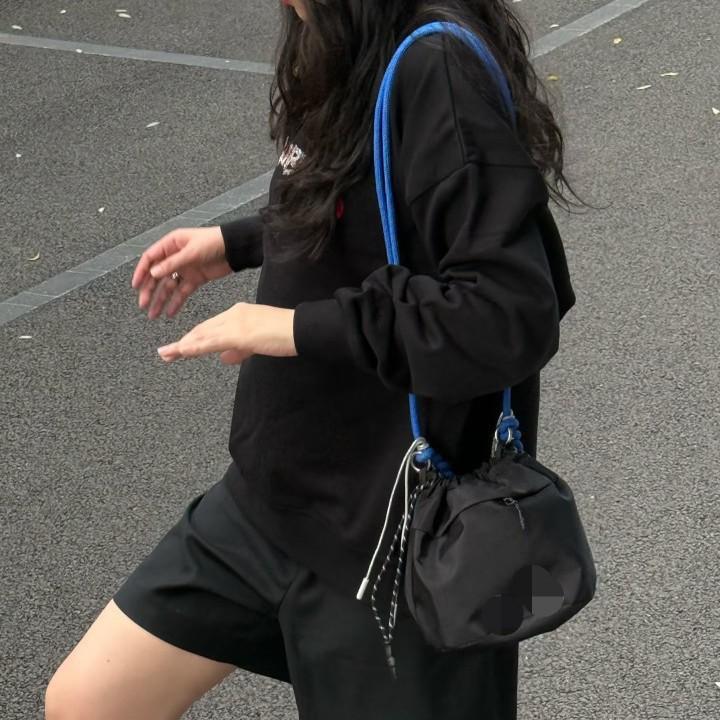 Универсальная уличная сумка кроссбоди - для путешествий, спорта и повседневного использования