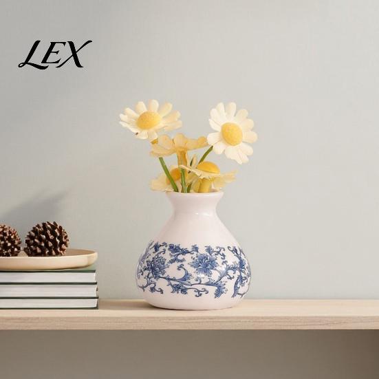 Chinese Style Bonsai Pot Small Blue and White Porcelains Vase, Mini Chinoiserie Bud Vintage Ceramic Decorative Desktop Planter Oriental Handmade