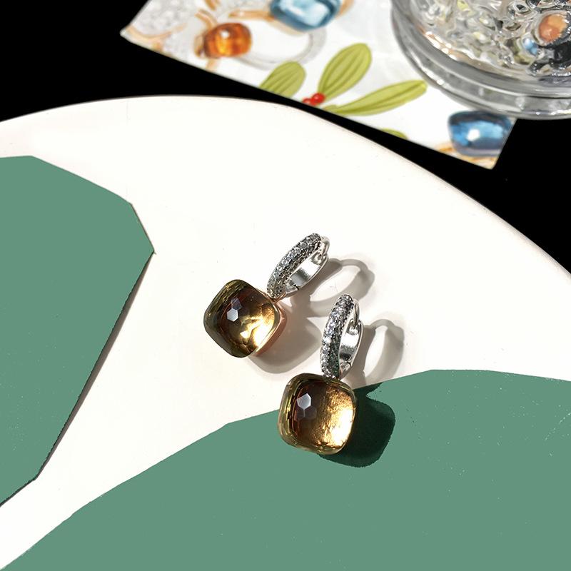 Серьги-пусеты из серебра S925 в стиле знаменитостей – Грибовидная головка с бриллиантовой инкрустацией и квадратным камнем конфетного цвета