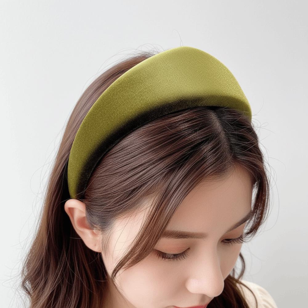 Individual Velvet Triangle Headband Crown Retro Hair Accessories Simple Wide Edge Hair Hoop  Party