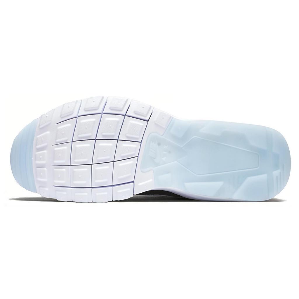 Nike Air Max Motion Low Черно-белый Женский 833662-011