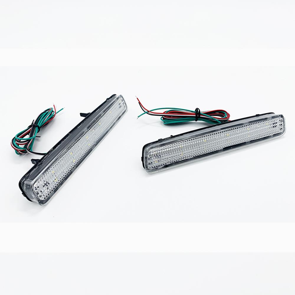 1 Pair LED Car Rear Bumper Reflector Light For Toyota NOAH VOXY 80 Pruis 40