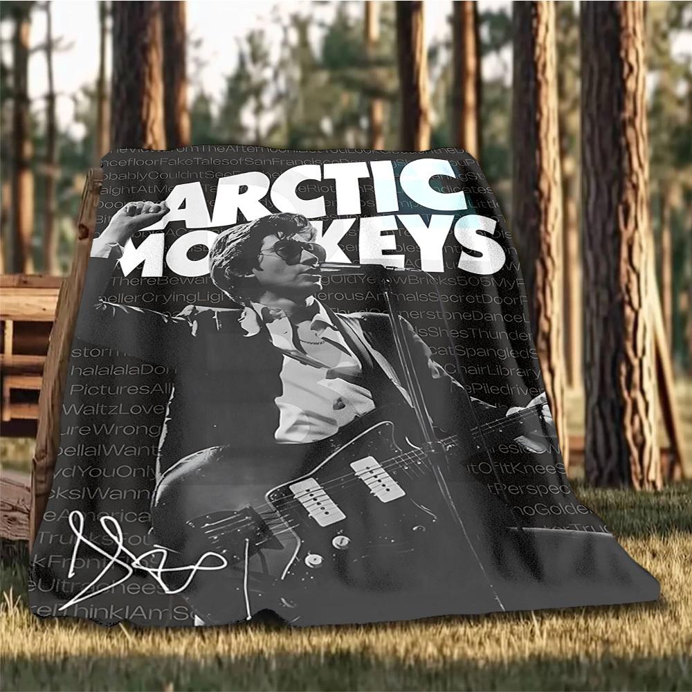 1 шт. Постер гитариста Arctic Monkeys, Фланелевое одеяло для улицы, Уютное и теплое, Мягкое, Игривый дизайн, Для сна, Кемпинга,