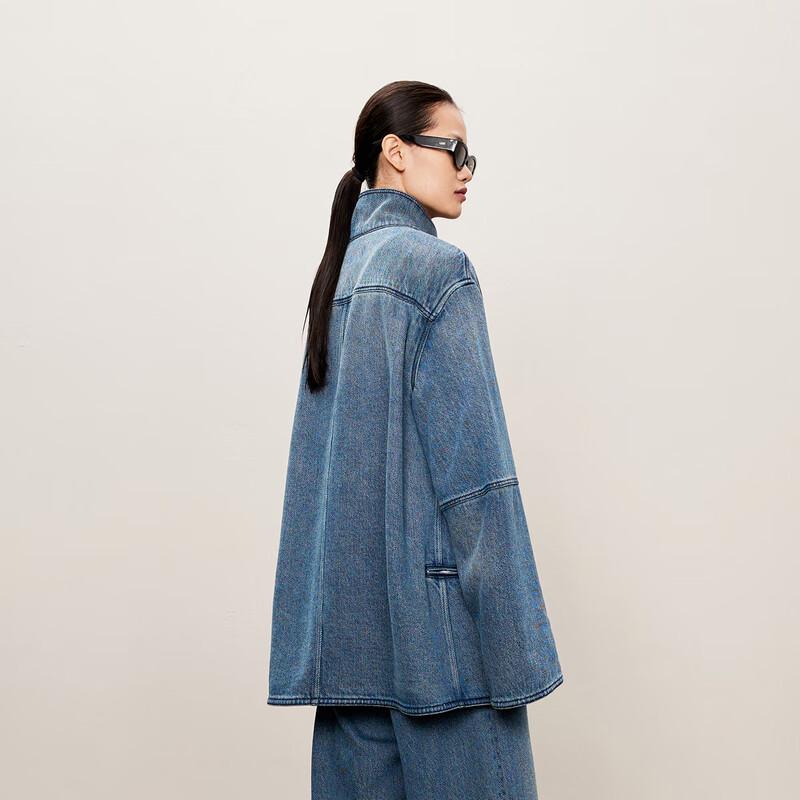 КУРТКА ДЕНИМ ПРЯМОГО КРОЯ С ВОРОТНИКОМ-СТОЙКОЙ ОСЕНЬ 2024