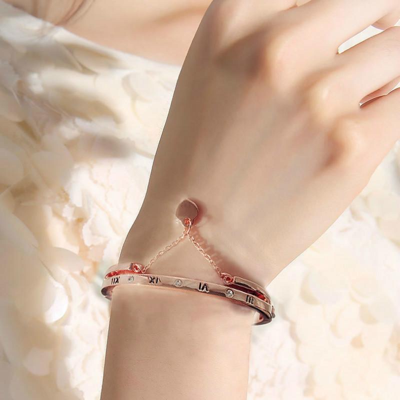 Roman Numerals Love Tassel Pendant Bracelet Fashion Bracelet Retro Female Crystal Jewelry AVE