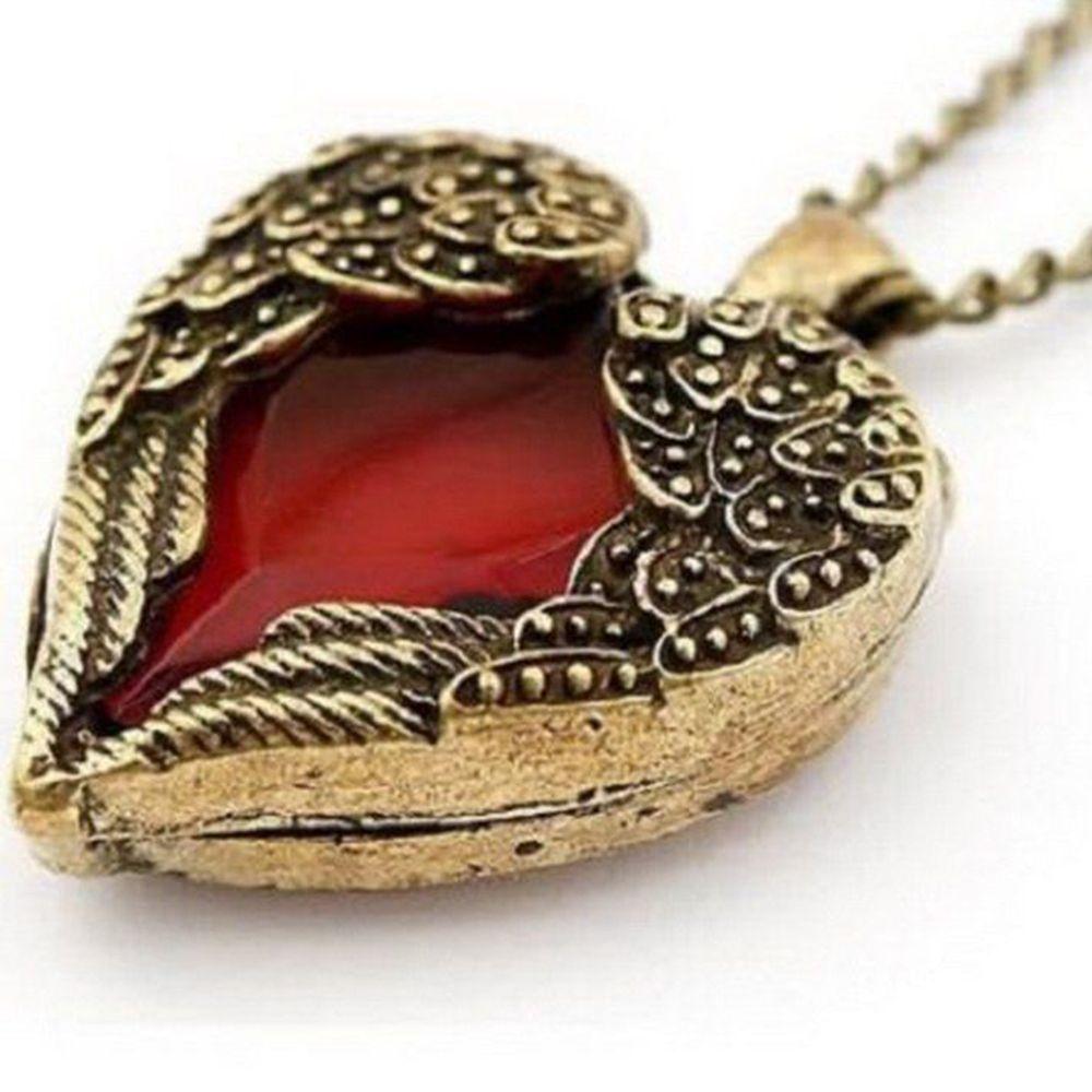 Vintage Hollow Angel Wing Stone Girls Sweater Chain Jewelry Peach Heart Necklace Pendant