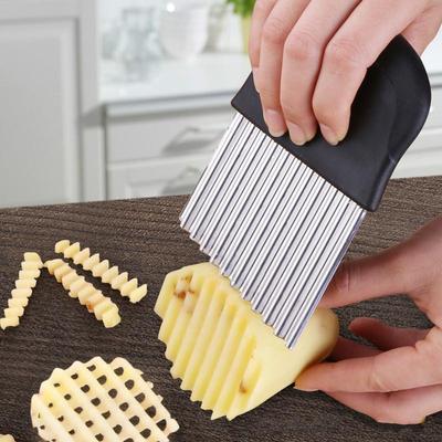 Волнистый нож для резки картофеля Гофрированные шипы для резки необычных клочков Глубокозернистая картофельная решетка Слайсер для картофеля фри Домашняя