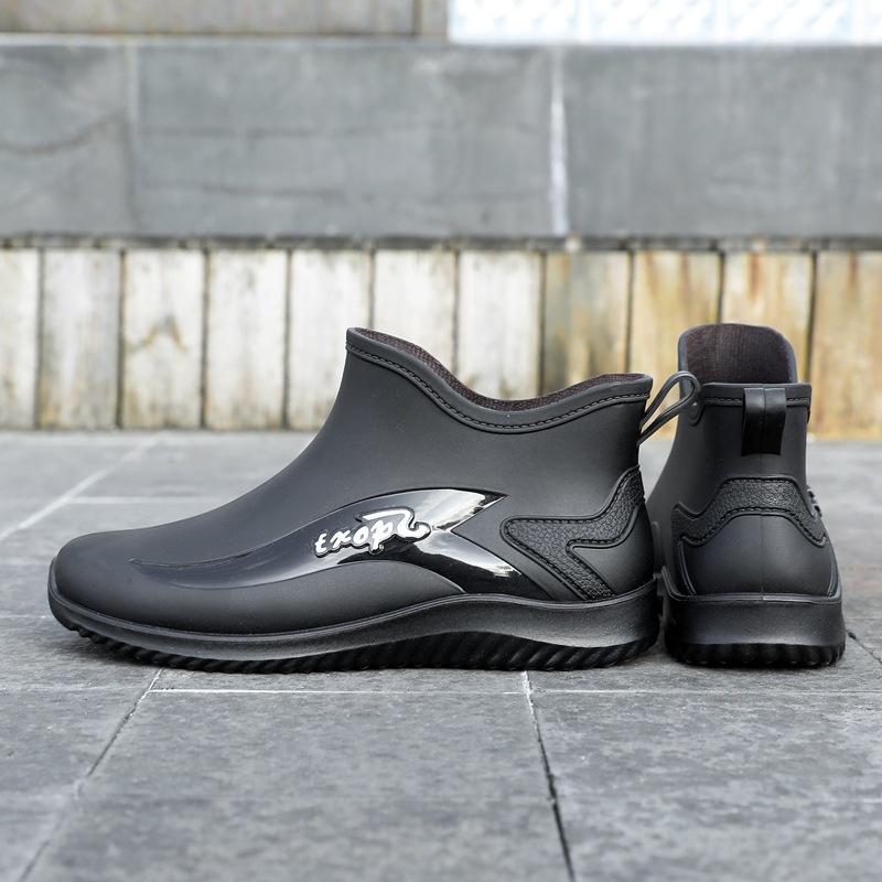 Новые дождевые ботинки мужские легкие водонепроницаемые ботинки на плоской подошве короткие водонепроницаемые сапоги износостойкие кухонные нескользящие рабочие резиновые сапоги мужские дождевые ботинки