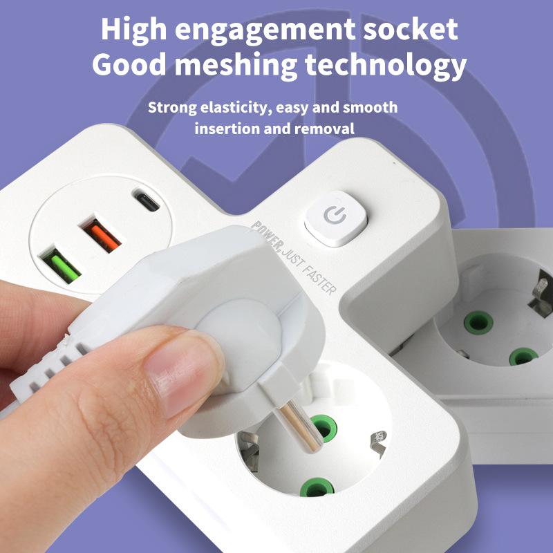 European Style Russian One To Many with USB Charging Conversion Socket  Central and Eastern European Standard Small Night Light Plug