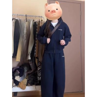 Костюмы и наборы – Спортивные костюмы