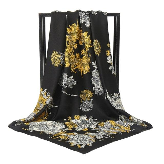 2021 Design Brand Women Square Silk Scarf Chain Print Head Scarfs Female Satin Hijab Scarves Shawl Wrap Lady Headband Foulard