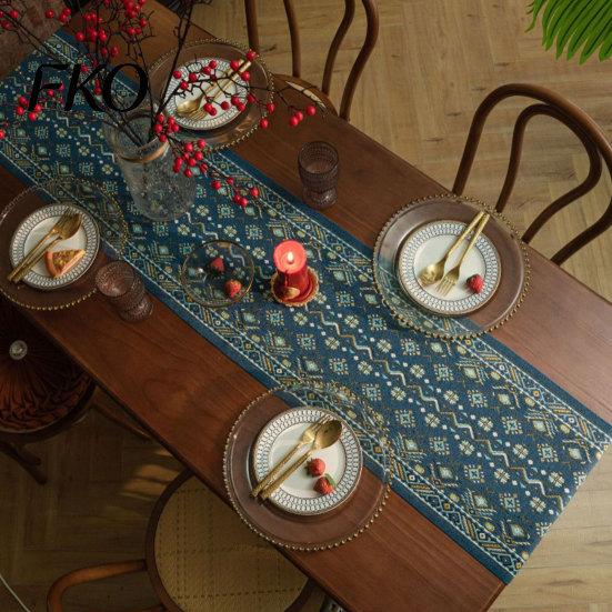 Jacquard Table Runner Runner, Vintage Floral Elegant Decorative with Tassels for Dining Home Party Decor High