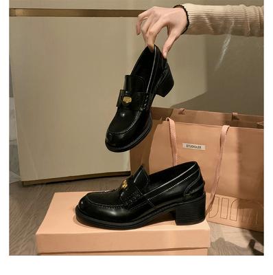 Овечья кожа виноградная мать, та же британская круглая золотая монета, лоферы на толстой подошве и толстом каблуке с одним ремешком из натуральной кожи, женские jk маленькие кожаные s