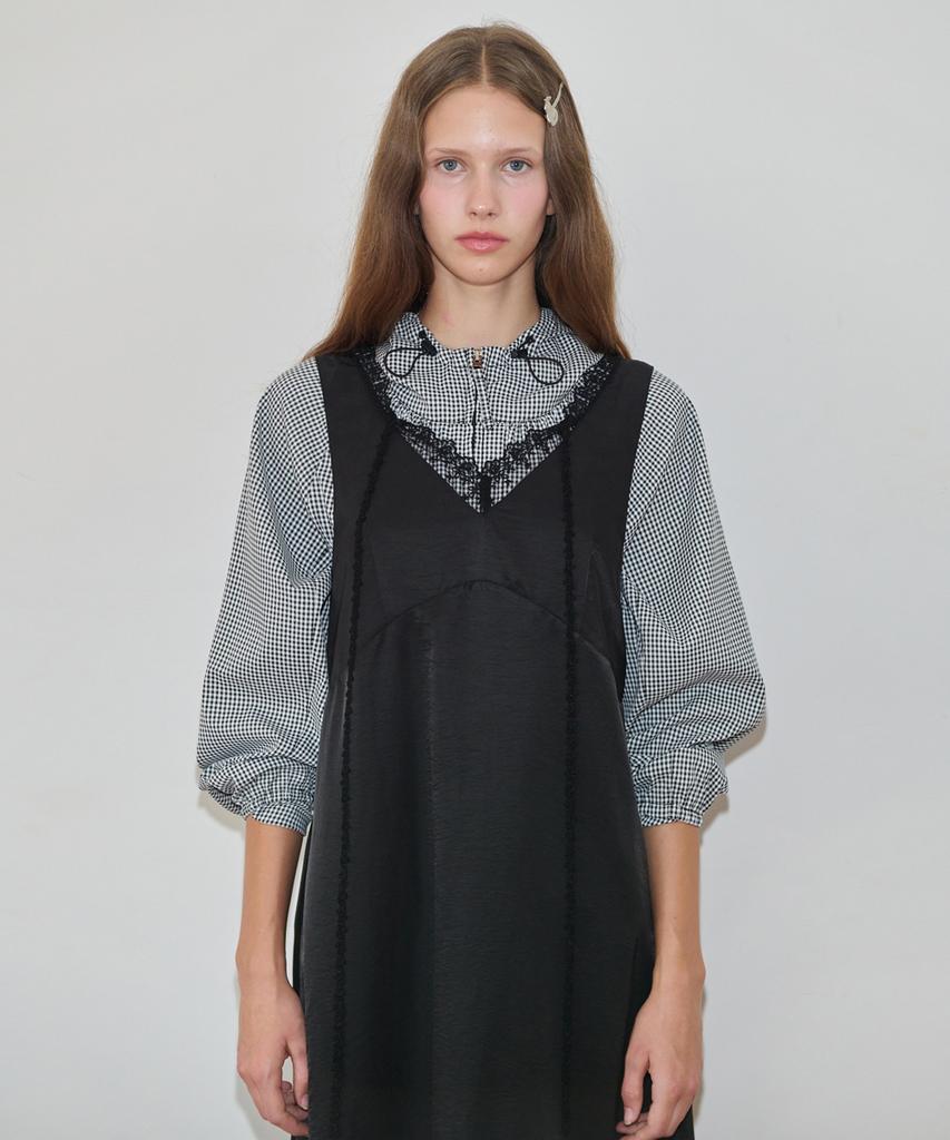 Sinun Silky Lace Slip Dress (Black)