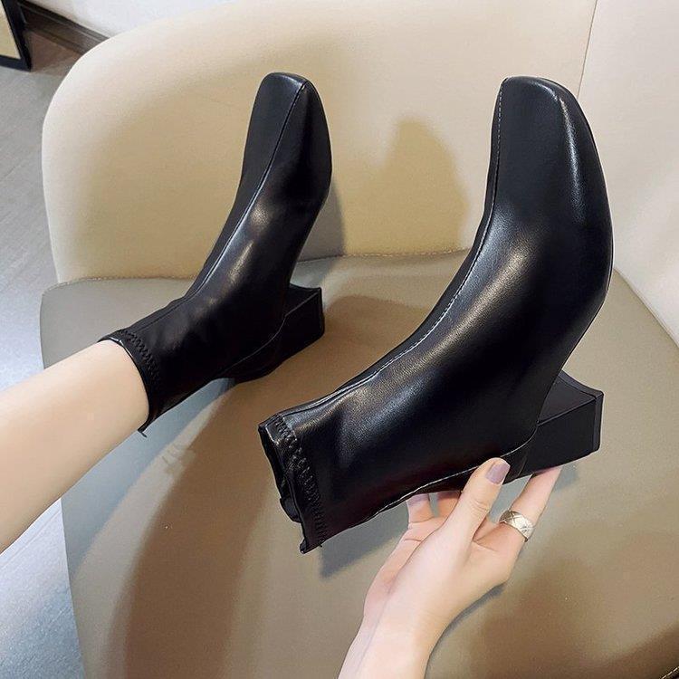 2021 Women's Square Toe Chunky Heel Martin Boots with Back Zipper - European & American Winter Style