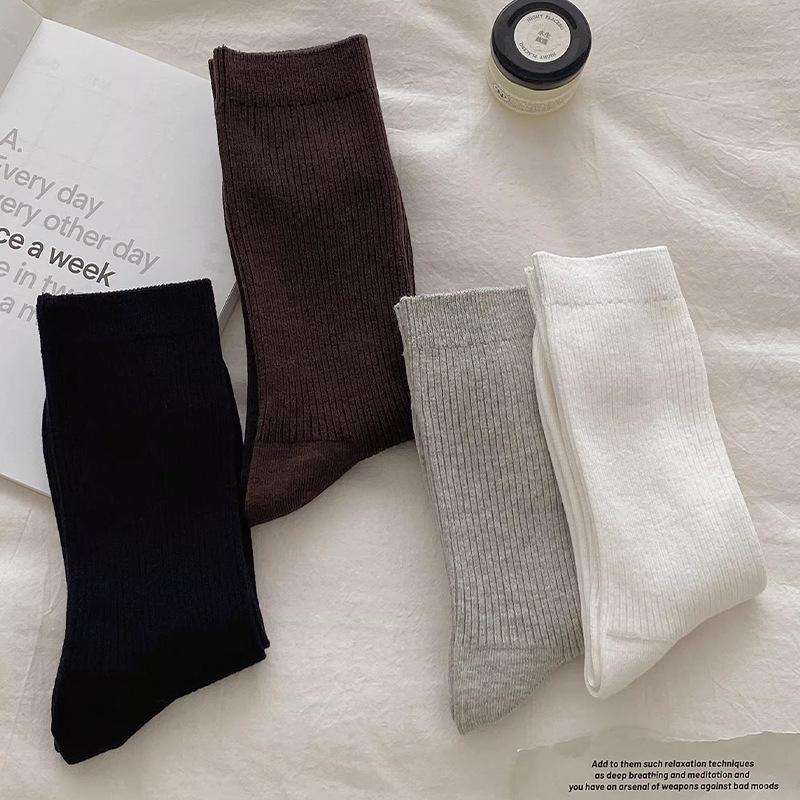Women's Mid-Calf Slimming Pile Socks: Vertical Stripes, Loose Cuff, Breathable, Anti-Pilling, Double-Needle Finish.
