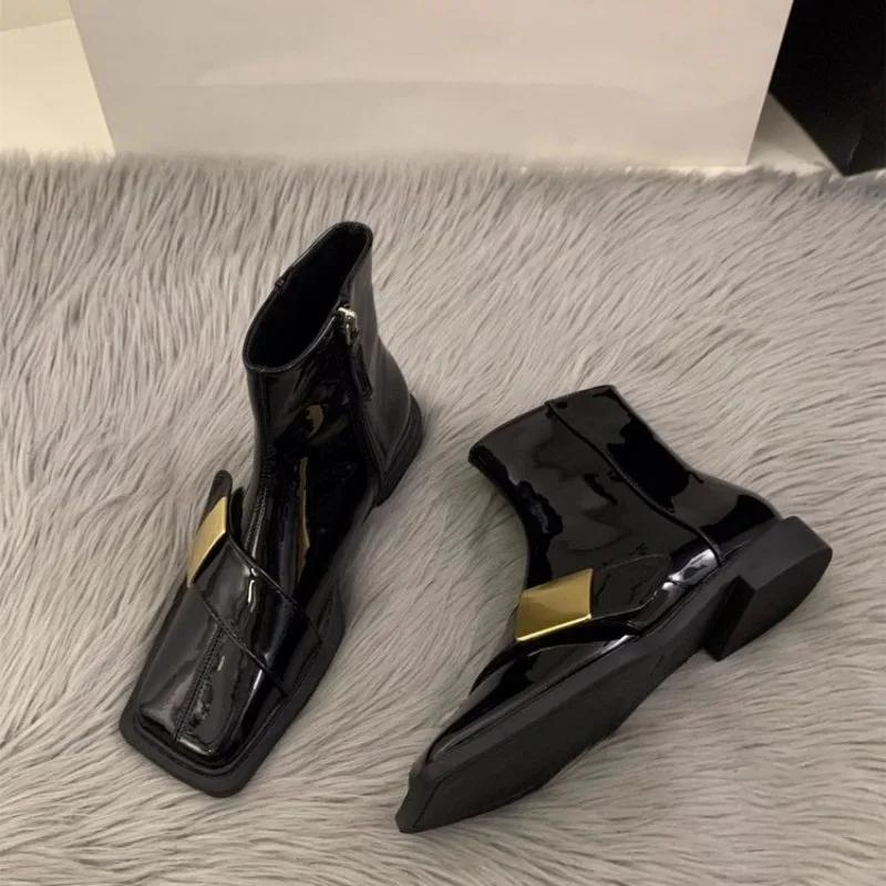 New Lacquer Leather Short Boots Women Four Seasons British Fashion Plush Comfort Boots Outdoor Walking Casual Shoes