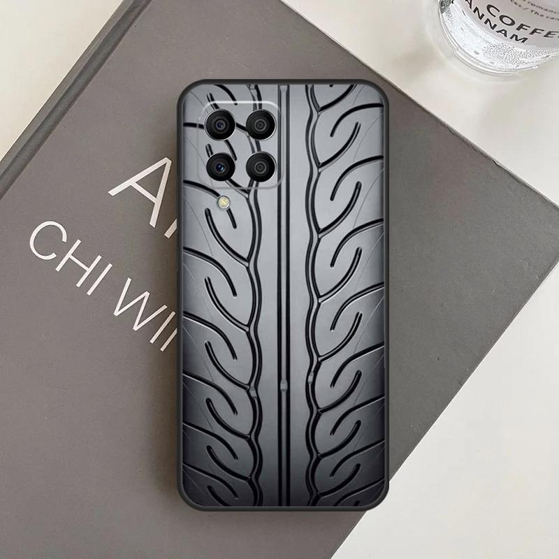 Черный Чехол с Текстурой Протектора Шины Для Samsung Galaxy M15 M35 M55 M56 M36 M16 M06 M31 M13 M33 M53 M12 M32 M52 M14 M34 M54