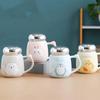Керамическая чашка Крышка-зеркало Бытовая Высокая ценность Рельеф Чашка с маленьким животным Офисный работник Герметичная крышка Кружка
