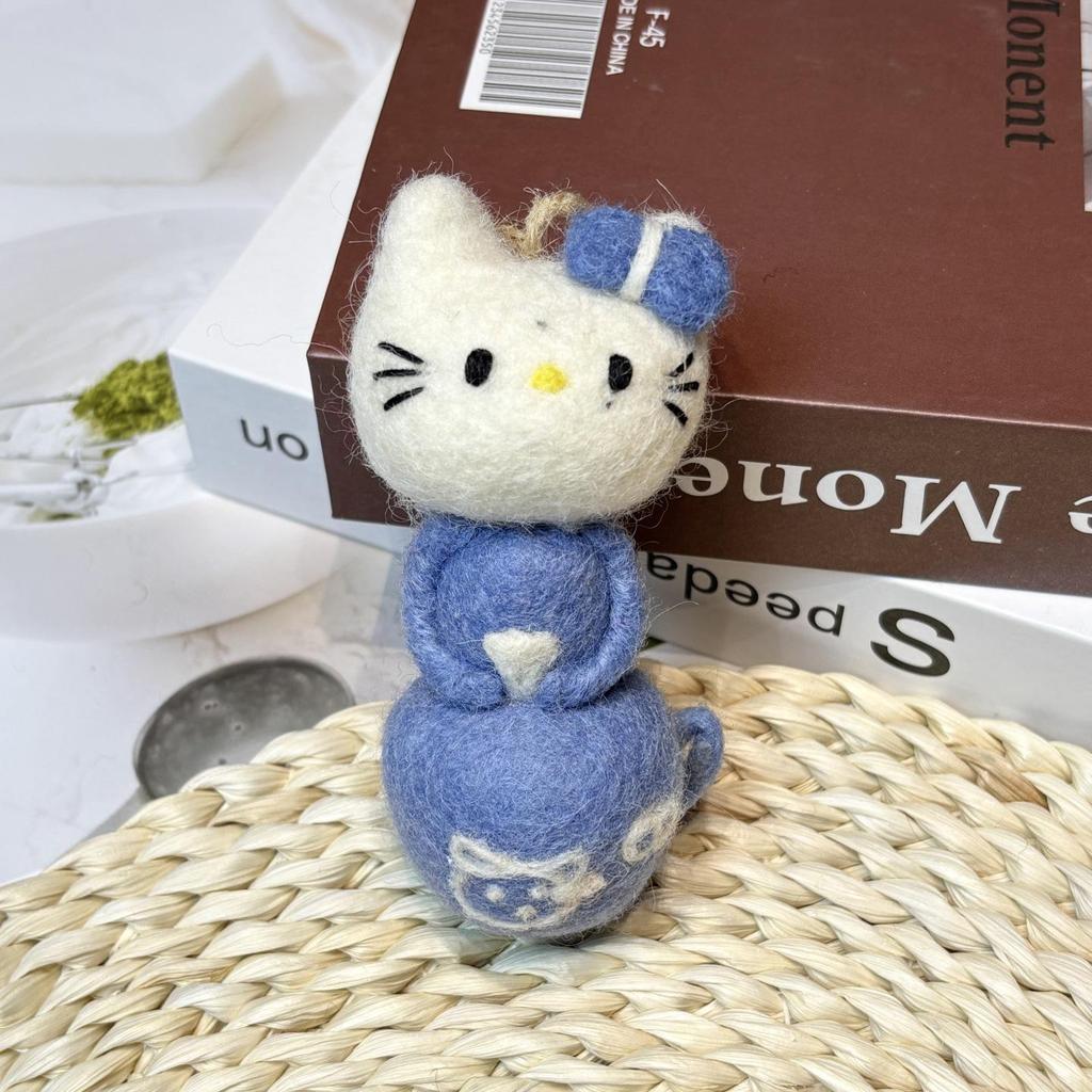Handmade Wool Felt Cat Keychain Pendant - Cute Animal Bag Charm