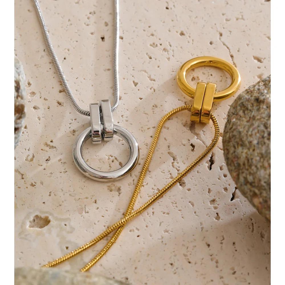 Trendy stainless steel round pendant fashion necklace, gold-plated basic jewelry accessory, waterproof (gold, 3 pieces)