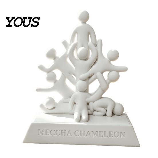DIY Paintable Craft Project 3D Printed Stacked Human Sculpture, Abstract Meccha Chameleon Art Sturdy Lightweight Home Ornament Figurine, Minimalist
