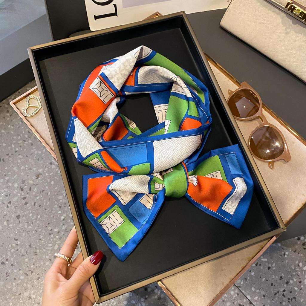 Long silk scarf women's new scarf versatile autumn and winter foreign style fashion matching shirt tied bag square scarf scarf