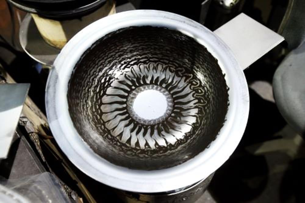 Продвинутая дверь Yamada Industries HANAK0 Кованая титановая ручка Сковорода 26см (Плоский) HF-26