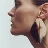 Женские серьги Exaggerated Trend Cobblestone Smooth Earrings Punk Cold Wind Geometric Irregular Earrings.