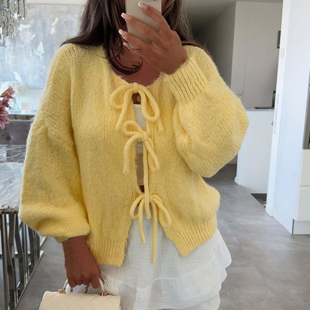 Women‘s Round Neck Long Sleeve Lace-Up Fitted Cardigan Coat