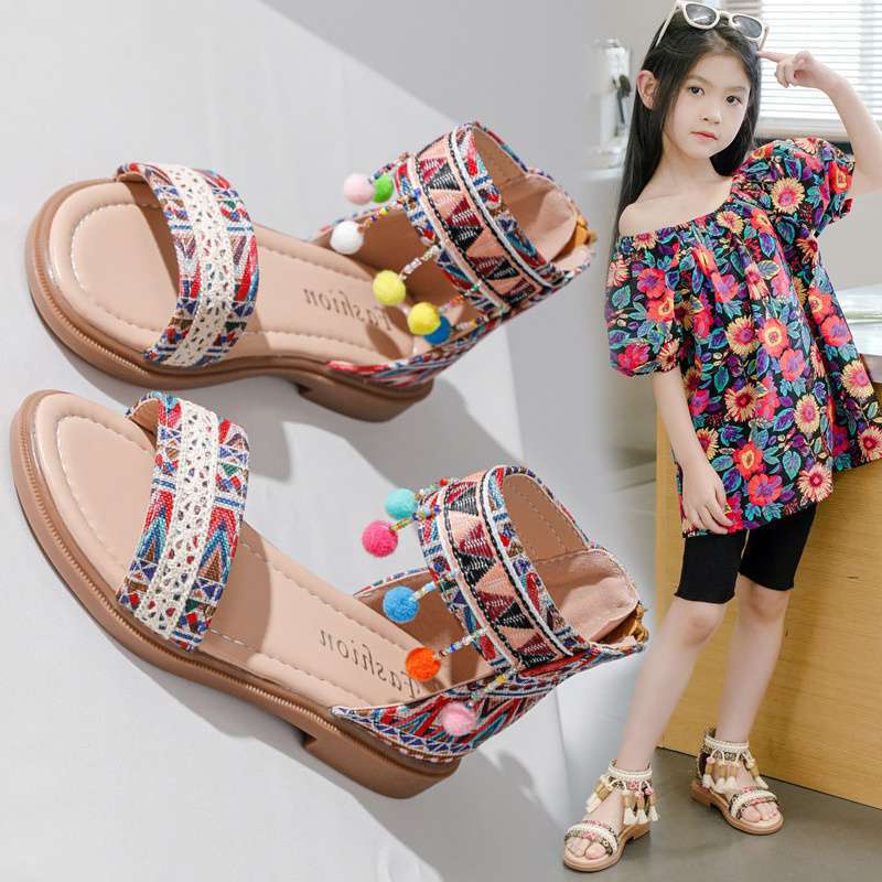 Девочки сандалии 2025 новый летний корейская версия принцесса обувь на мягкой подошве этнический стиль дети старшего возраста дети римская обувь