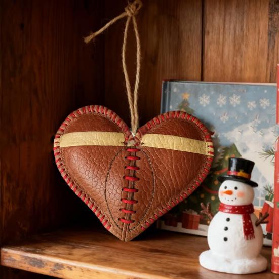 Винтажное футбольное сердце подвесное украшение ручной работы из искусственной кожи в форме сердца любви