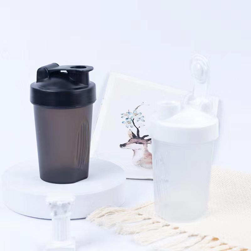 400ml Customizable Protein Shaker Cup for Fitness and Smoothies