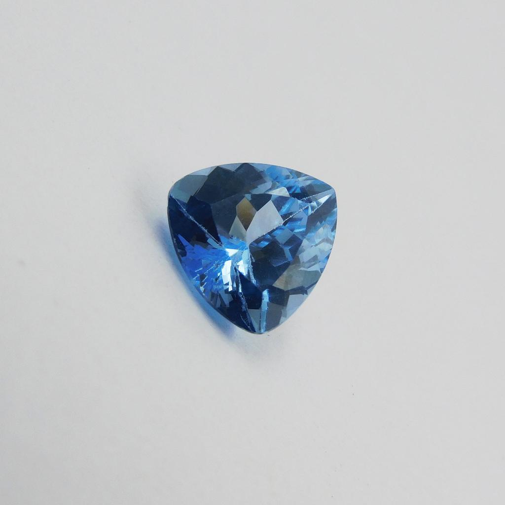 Natural Blue Sapphire Loose Gemstone Trillion Shape 4.15 ct September Birthstone for Gem Collections