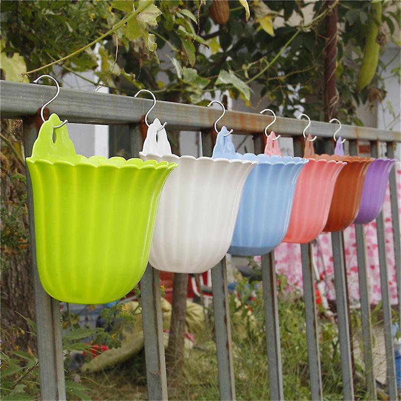 Wall Hanging Flower Pot Fence Resin Hanging Plant Pot Outdoor With Drainage Hole