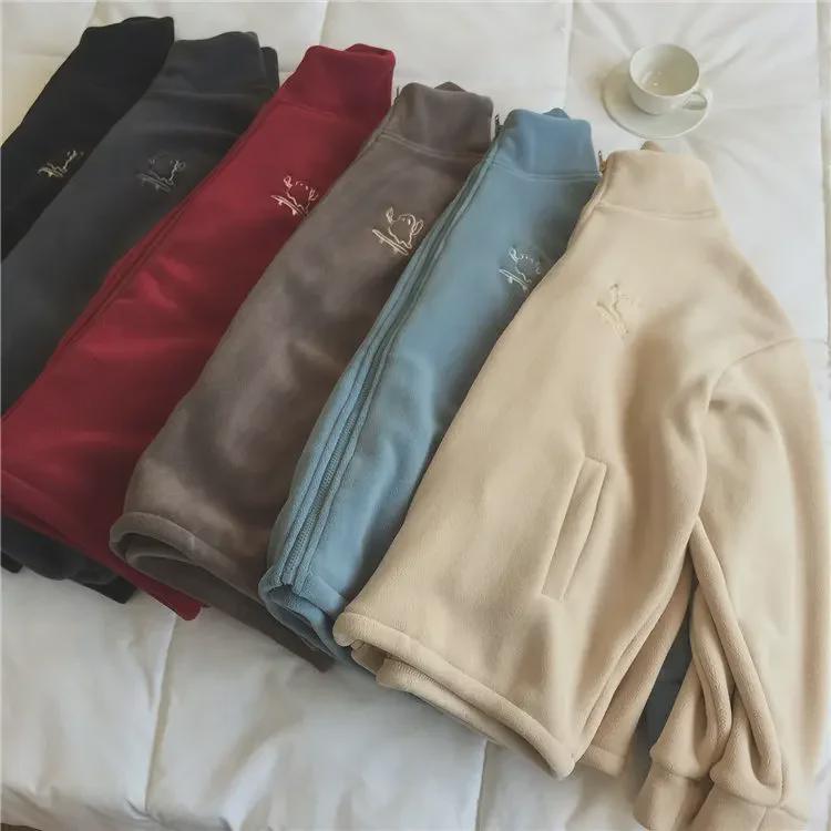 Гигантский теплый бархатный вышитый кардиган с высоким воротником на молнии: Утолщенная женская флисовая куртка Polar