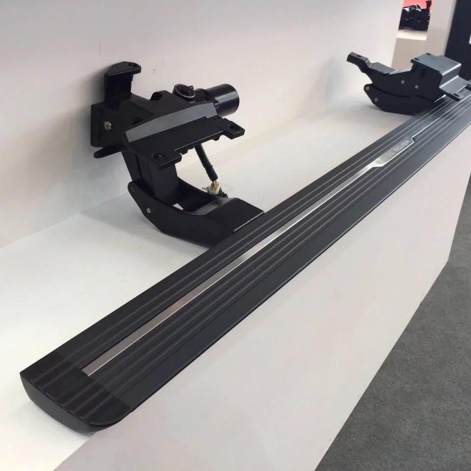 Модели Zotye T300/T500/T600/T600COUPE/T700/T800 с электрической подножкой и подсветкой порогов.