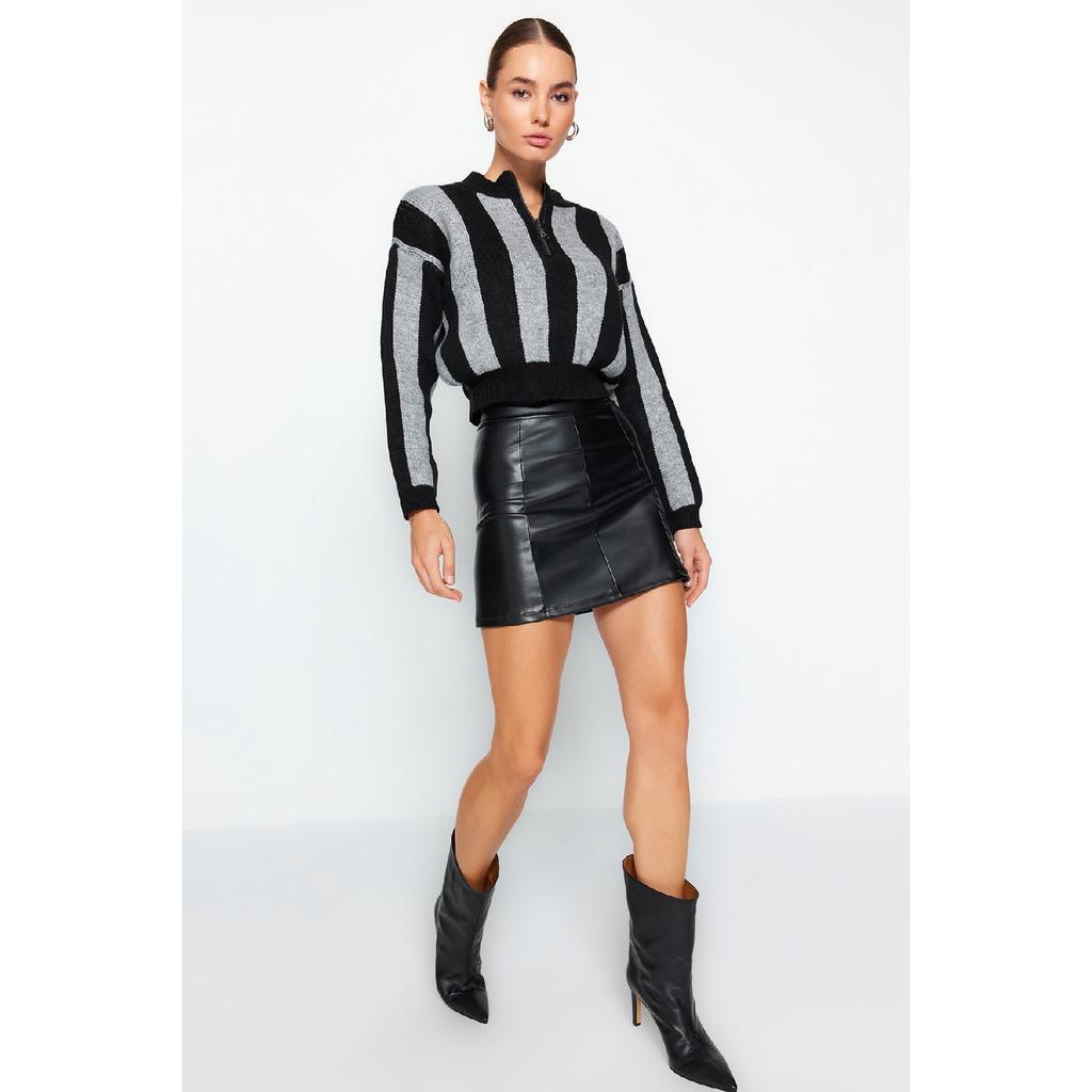 Коричневая мини-вязаная юбка из искусственной кожи с высокой талией Twoaw24et00154