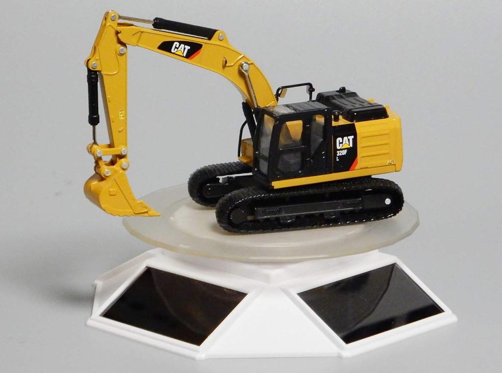 Platz Solar Turntable 120 White W145 X D157 X H37mm Table Diameter Load Capacity 200g or Less Display Accessories (Turning 80mm, 120mm) PMM-12wh