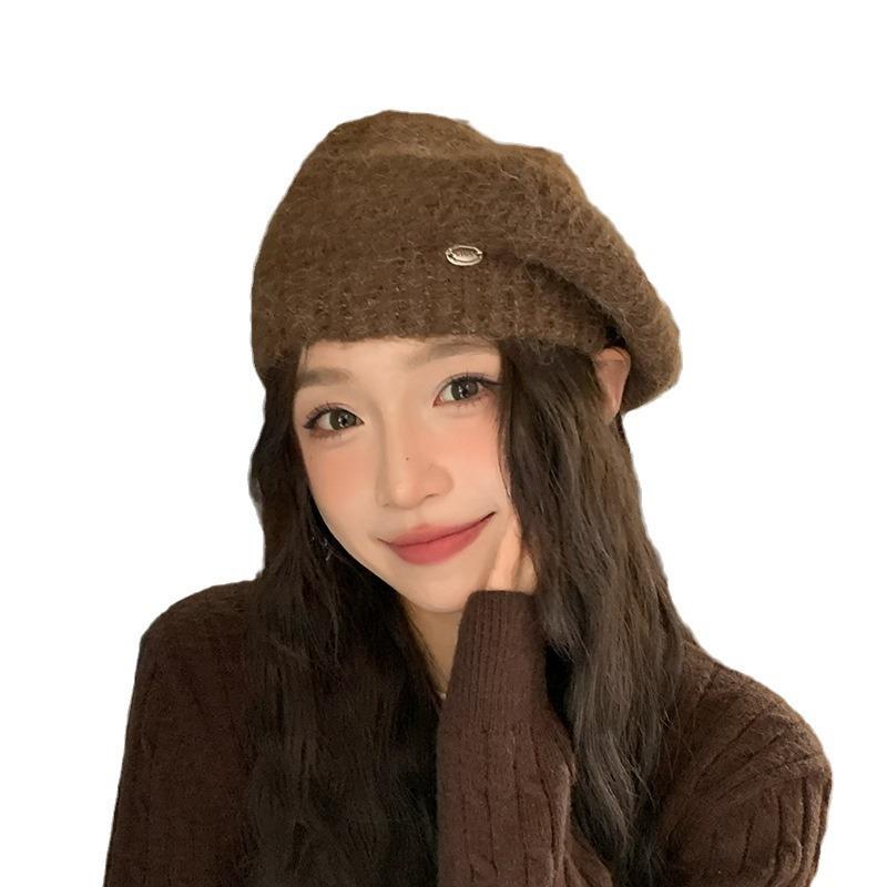 Plush beret female autumn and winter warm bud painter hat big head circumference showing face small knitted hat tide