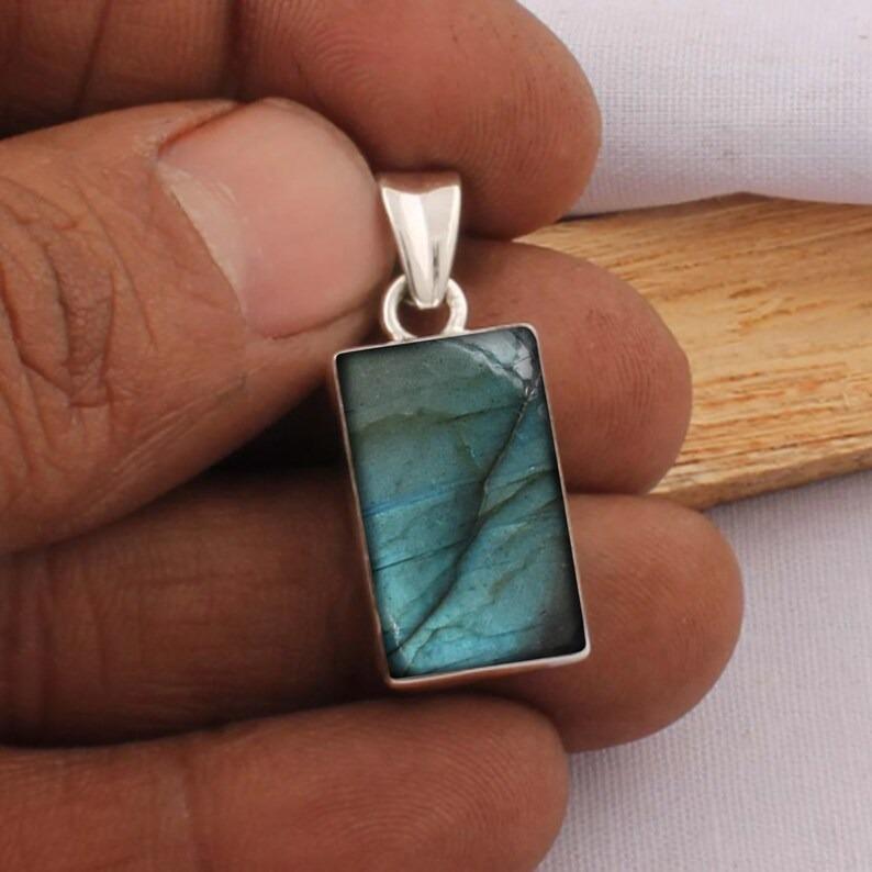 Solid 925 Sterling Silver Pendant, Wedding Gift, Anniversary Gift, Labradorite Pendant, Unisex Pendant, Pendant Necklace, Solid Pendant