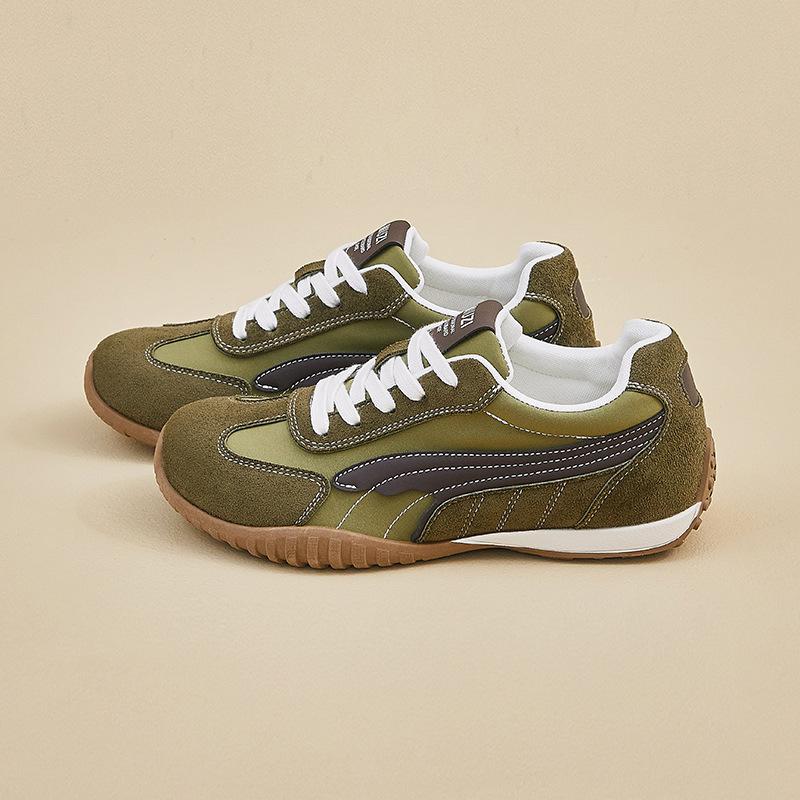 Women's Casual Vintage Workout Sneakers Lightweight Breathable Non-Slip Lace-Up Walking Shoes Comfortable Outdoor Running Tennis Sneakers for Women